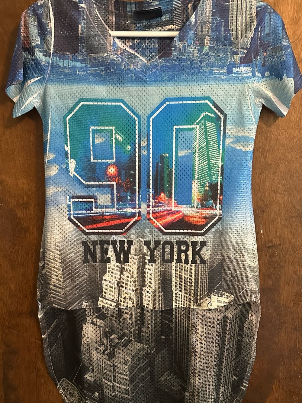 NYC themed graphic Tee Shirt slim/ skinny fur
